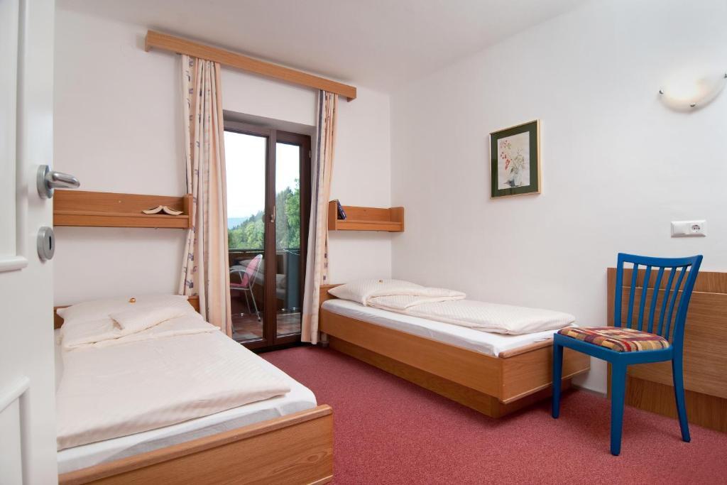 Aparthotel Schuetzenhof Sattendorf Pokoj fotografie