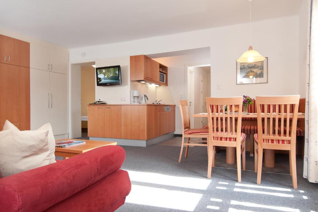 Aparthotel Schuetzenhof Sattendorf Pokoj fotografie